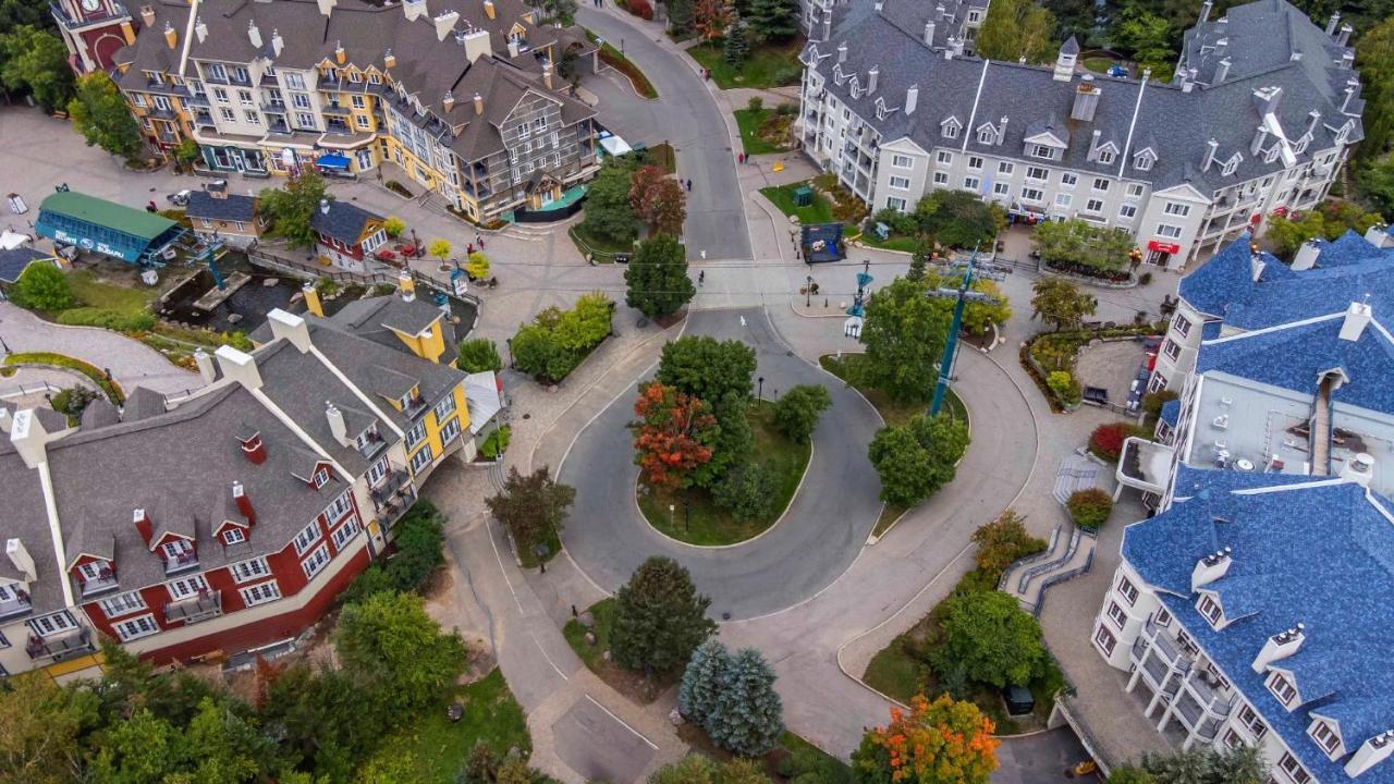 Chouette Tremblant Inout Pedestrian Village